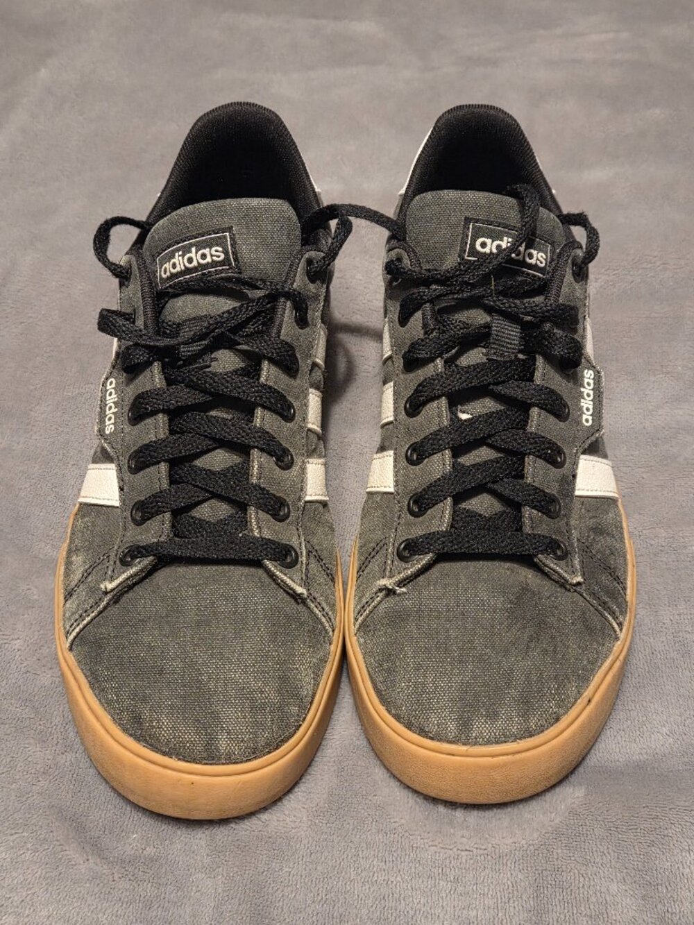 Adidas Daily 3.0 Gray/White/Gum Men's 8.5/Women's 10
